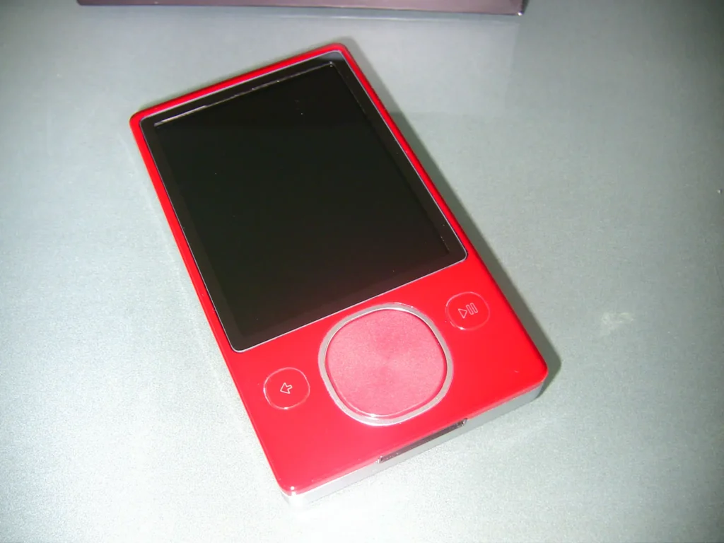 Microsoft Zune: The iPod Killer That Wasn’t 1 Microsoft Zune 80 in Red